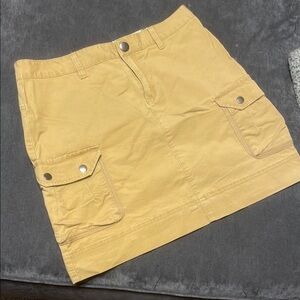 Columbia Khaki Cargo Mini Skirt, size 8